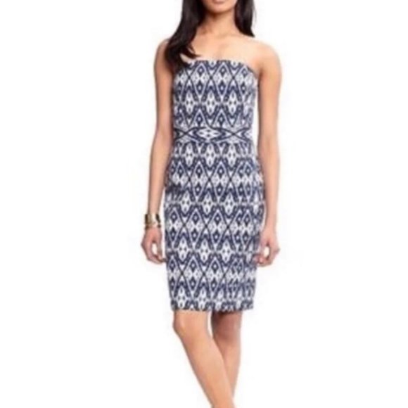 Banana Republic Dresses & Skirts - Banana Republic Ikat Blue White Strapless Dress 12